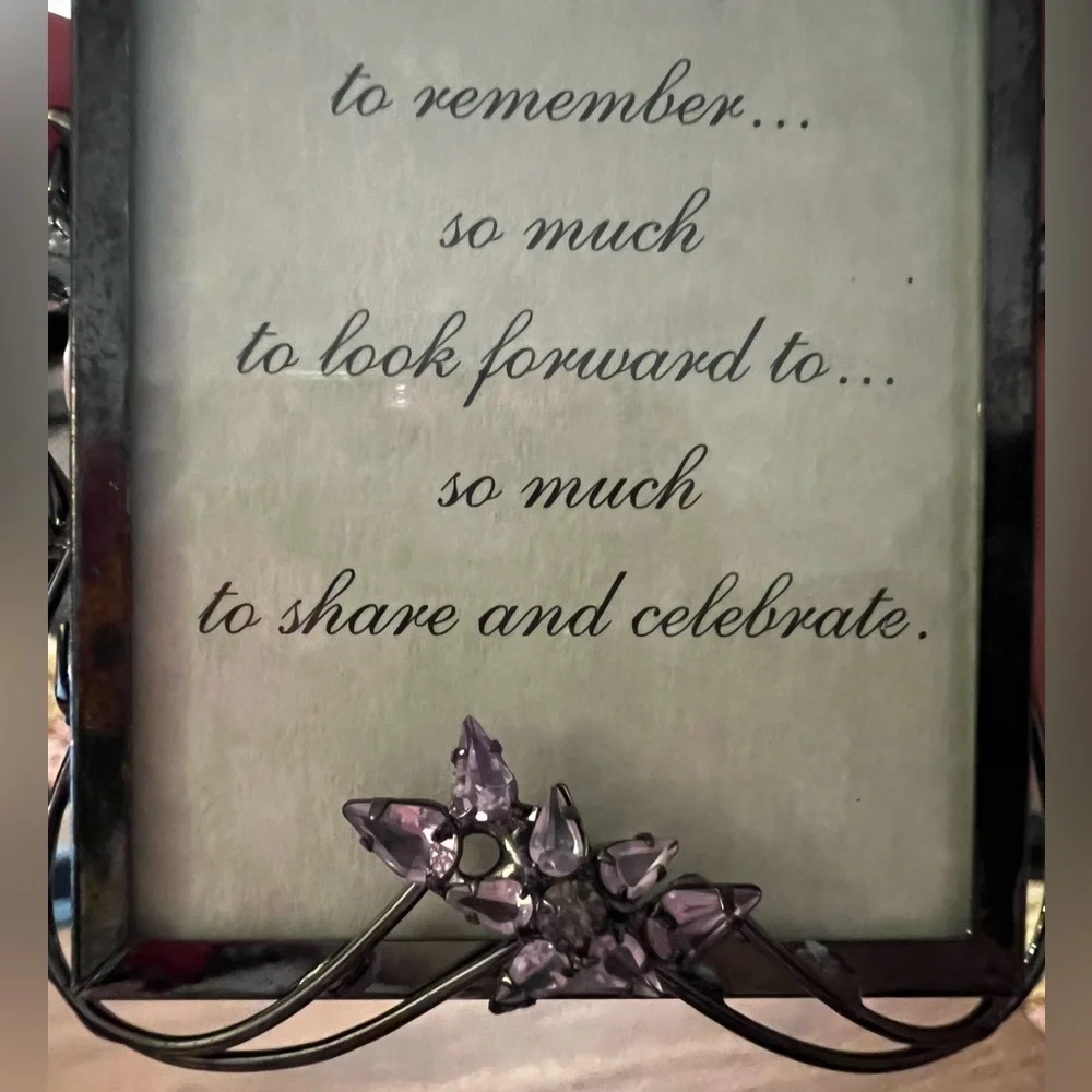 2002 Hallmark NWOT Family Tree SO MUCH TO REMEMBER Ornate Photo Holder Ornament